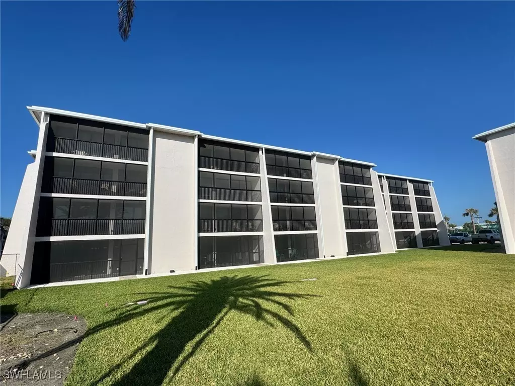 Sanibel, FL 33957,1501 Middle Gulf DR #102I