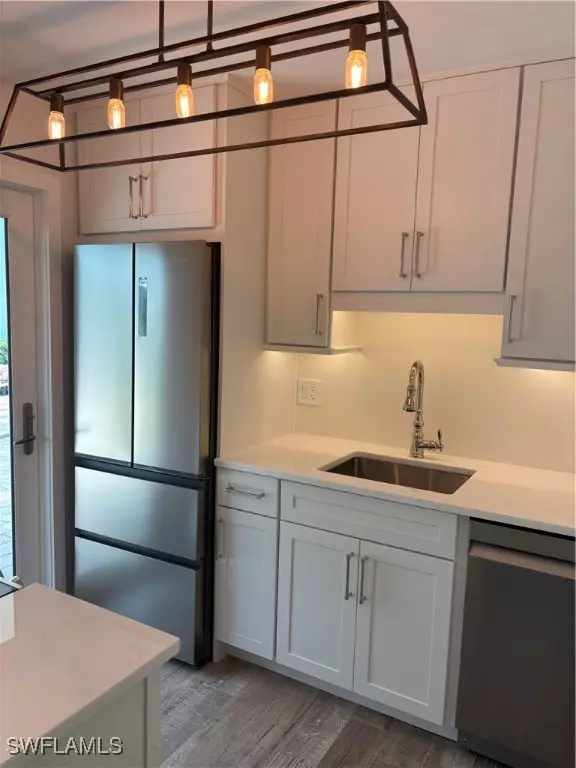 Naples, FL 34102,646 12th AVE S #646