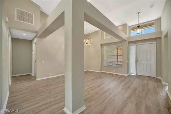 Fort Myers, FL 33912,8216 Breton CIR