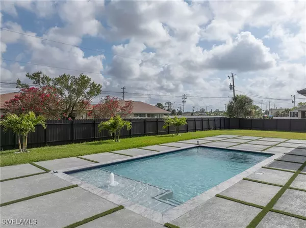 Cape Coral, FL 33991,833 SW 16th TER