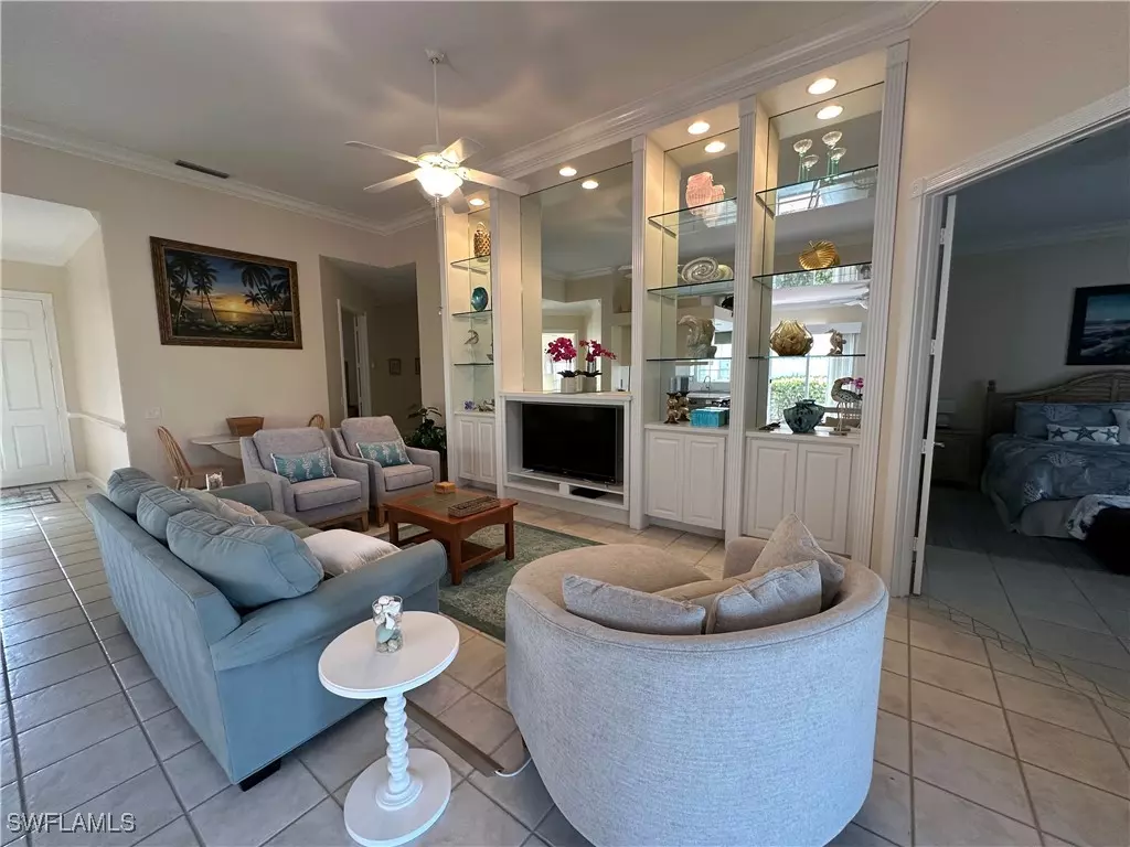 Naples, FL 34109,4345 Montalvo CT