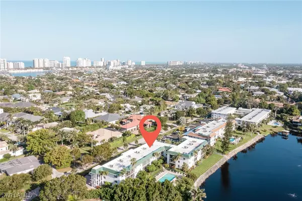 3030 Binnacle DR #305, Naples, FL 34103
