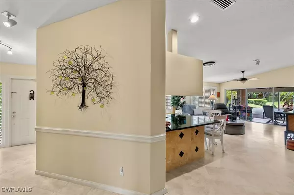 Naples, FL 34109,4748 San Carlo CT