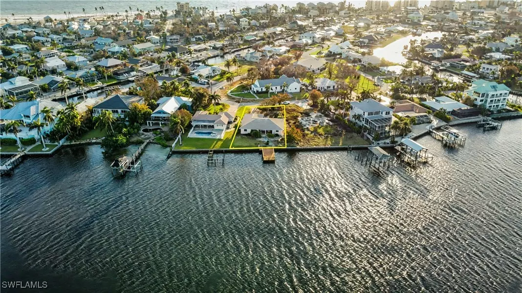 5630 Williams DR, Fort Myers Beach, FL 33931