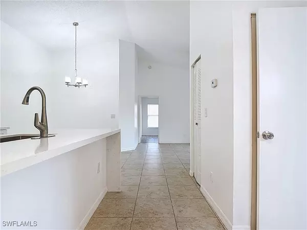 Naples, FL 34109,2178 Arbour Walk CIR #2322