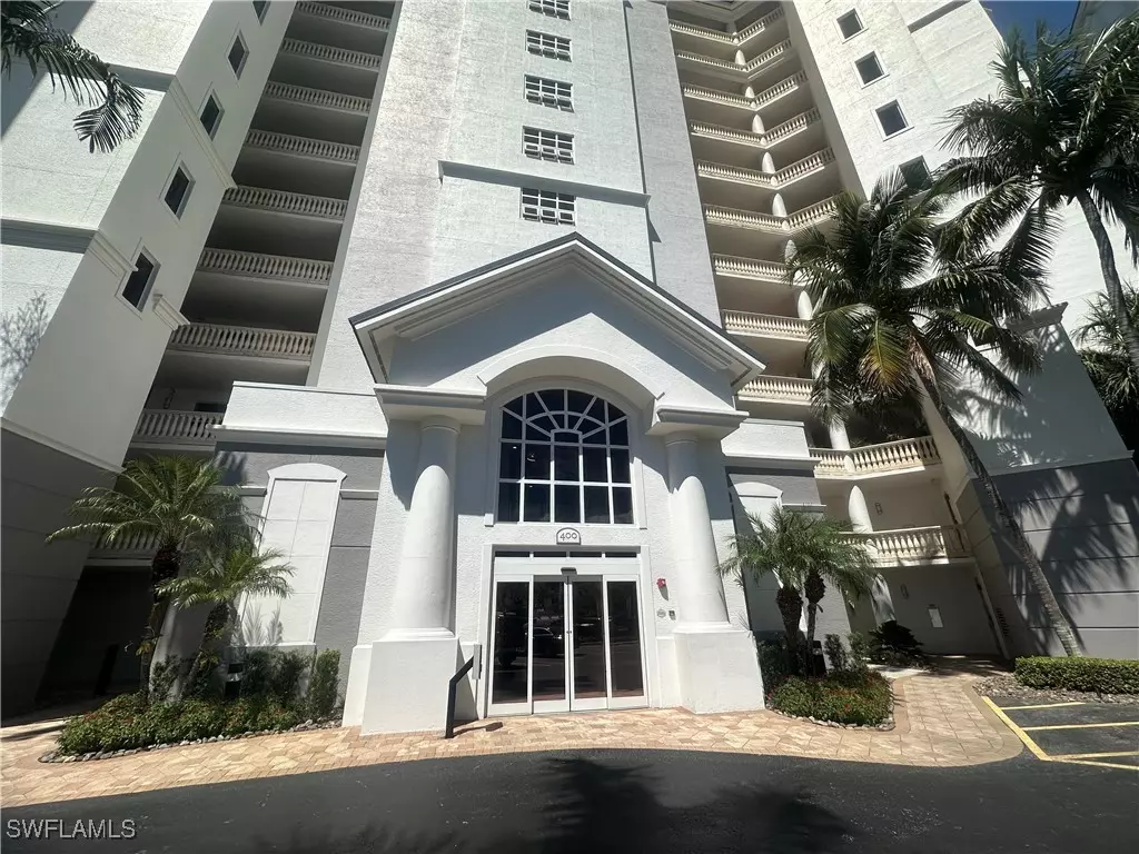 Naples, FL 34108-2391,400 FLAGSHIP DR #302