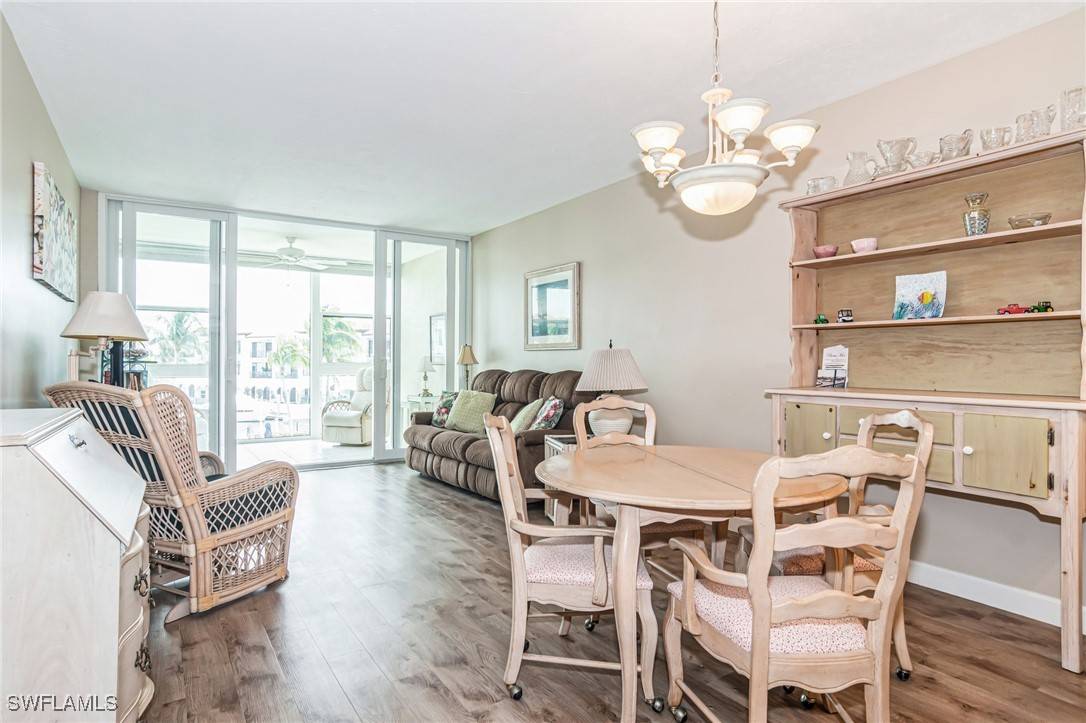 Naples, FL 34102,805 River Point DR #C-202