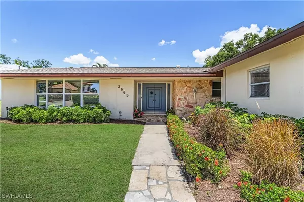 Fort Myers, FL 33901,3965 W Riverside DR