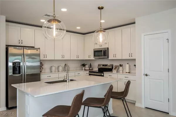 Lehigh Acres, FL 33974,642 Lakeside Oasis AVE