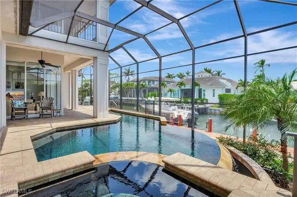 1380 Marlin DR, Naples, FL 34102