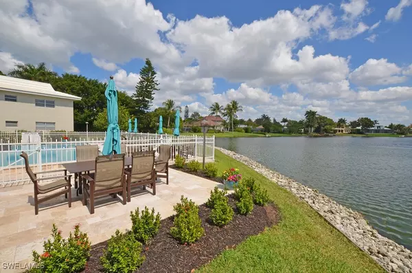 4140 Crayton RD #D6, Naples, FL 34103