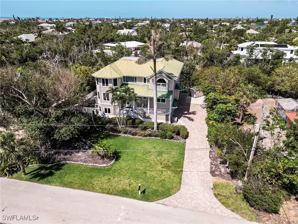 1111 Schooner PL, Sanibel, FL 33957