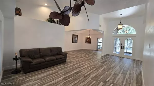 North Fort Myers, FL 33917,7311 Sean LN