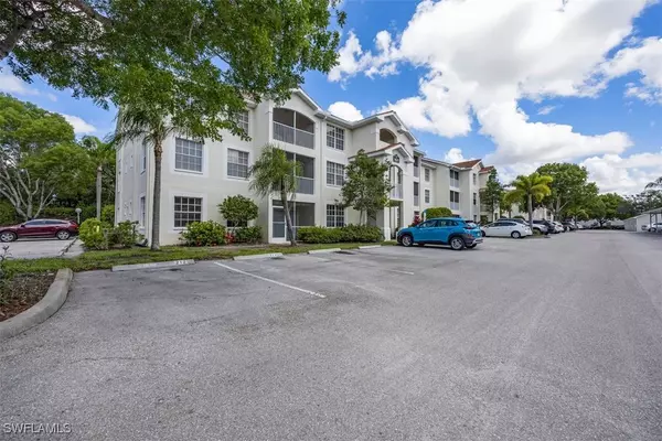 Naples, FL 34109,4635 Saint Croix LN #1218