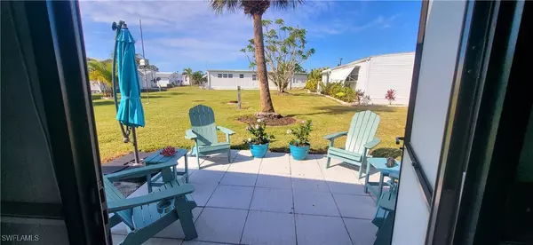Naples, FL 34112,21 Diamond LN #D21