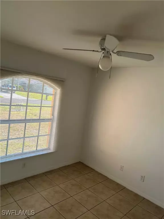 Cape Coral, FL 33991,281/279 SW 3rd TER