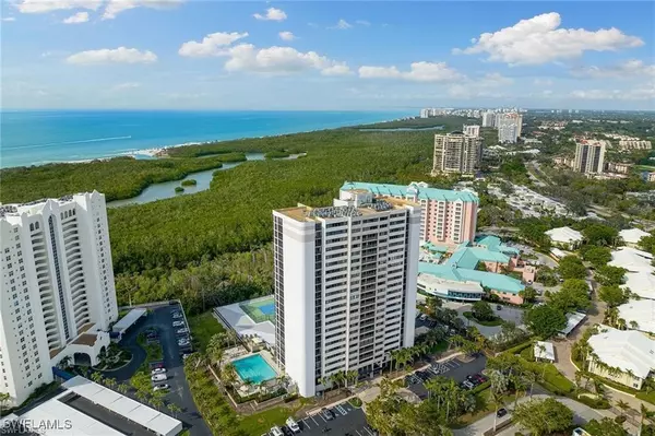5601 Turtle Bay DR #302, Naples, FL 34108