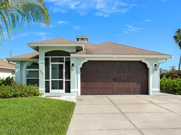 Naples, FL 34108,783 92nd AVE N