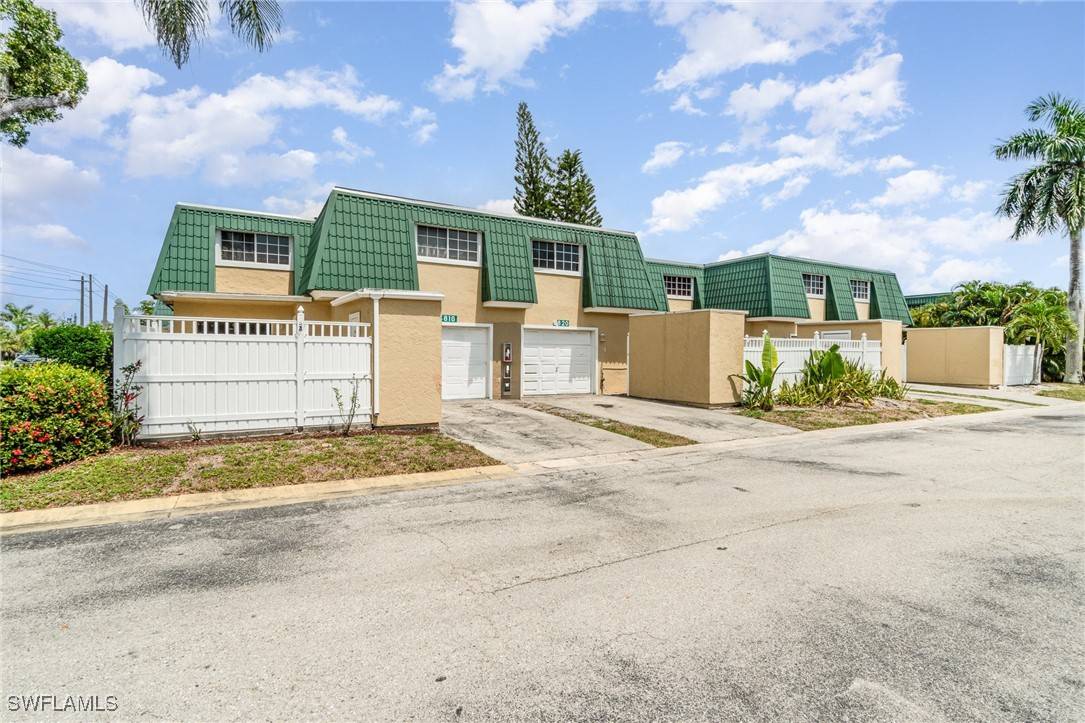5816 Whiting CT, Fort Myers, FL 33919