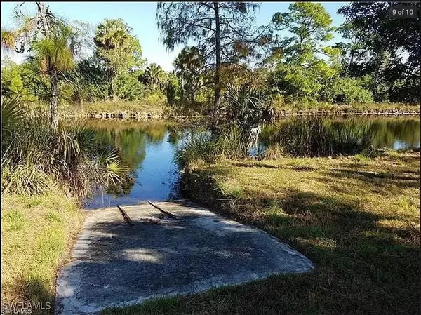 Naples, FL 34120,880 18th ST NE