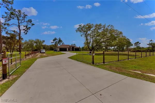 Labelle, FL 33935,7583 18th PL
