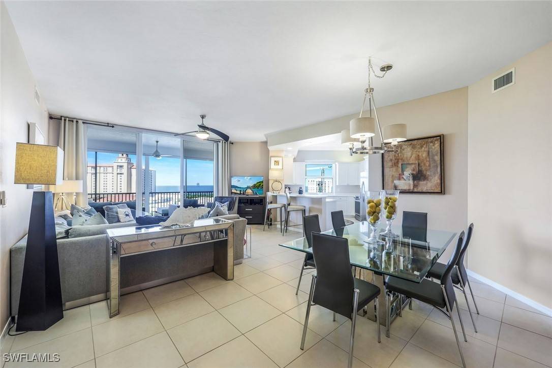400 Flagship DR #902, Naples, FL 34108
