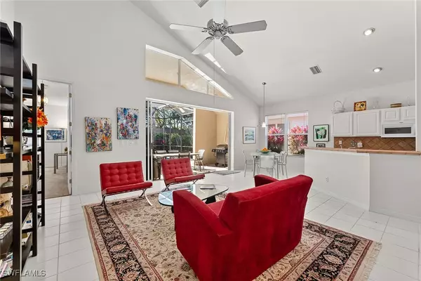 Naples, FL 34109,8824 Ventura WAY
