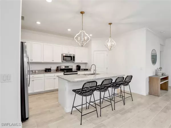 Fort Myers, FL 33913,11512 Shady Palm WAY
