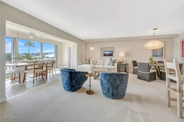 Naples, FL 34103,2800 Gulf Shore BLVD N #304