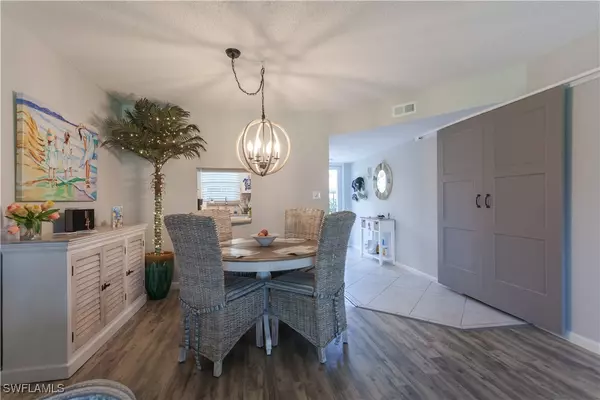 325 Charlemagne BLVD #A104, Naples, FL 34112