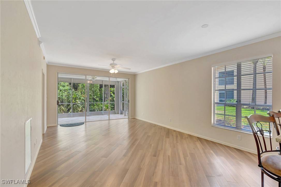 Naples, FL 34110,737 Wiggins Lake DR #102