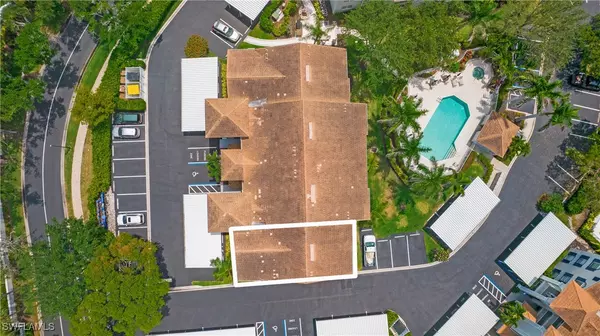 Naples, FL 34110,470 Bermuda Cove WAY #2-104