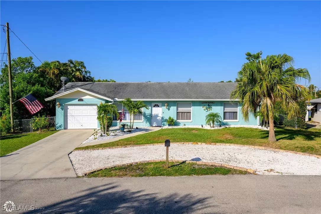 North Fort Myers, FL 33903,1303 Thompson ST