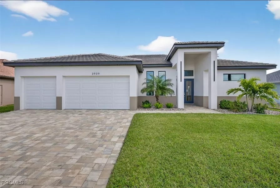 3909 SW 20th AVE, Cape Coral, FL 33914