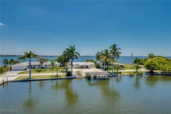 Matlacha, FL 33993,2579 Third ST