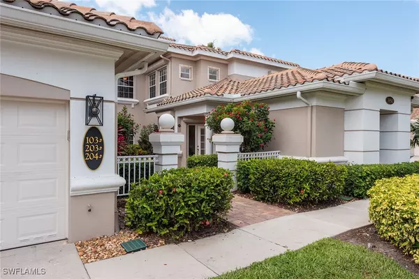 3950 Deer Crossing CT #204,  Naples,  FL 34114