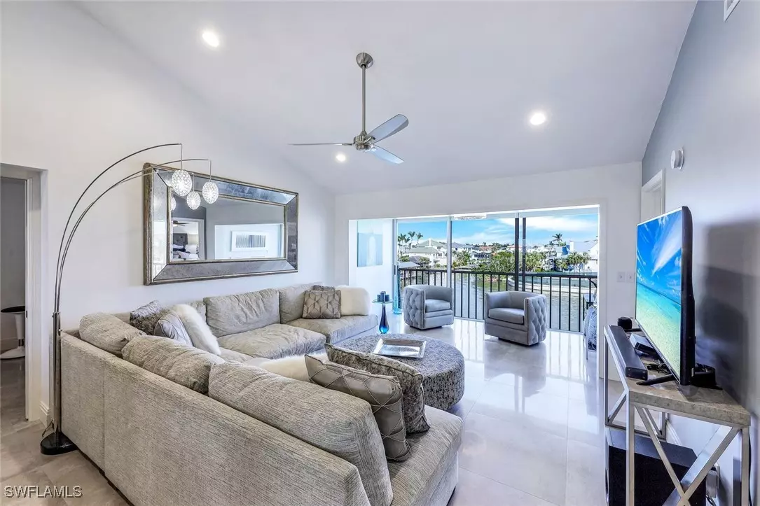 Naples, FL 34108,10684 Gulf Shore DR #B302