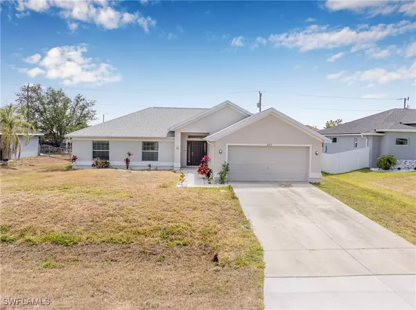 2009 NE 13th PL, Cape Coral, FL 33909