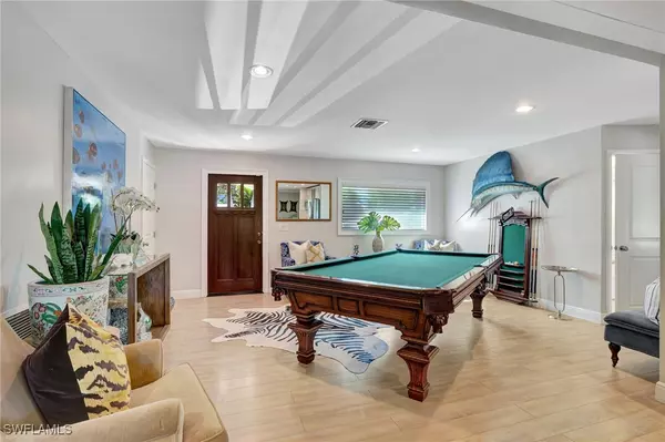 Naples, FL 34103,1387 28th AVE N