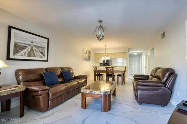 Cape Coral, FL 33914,713 SW 47th TER #101