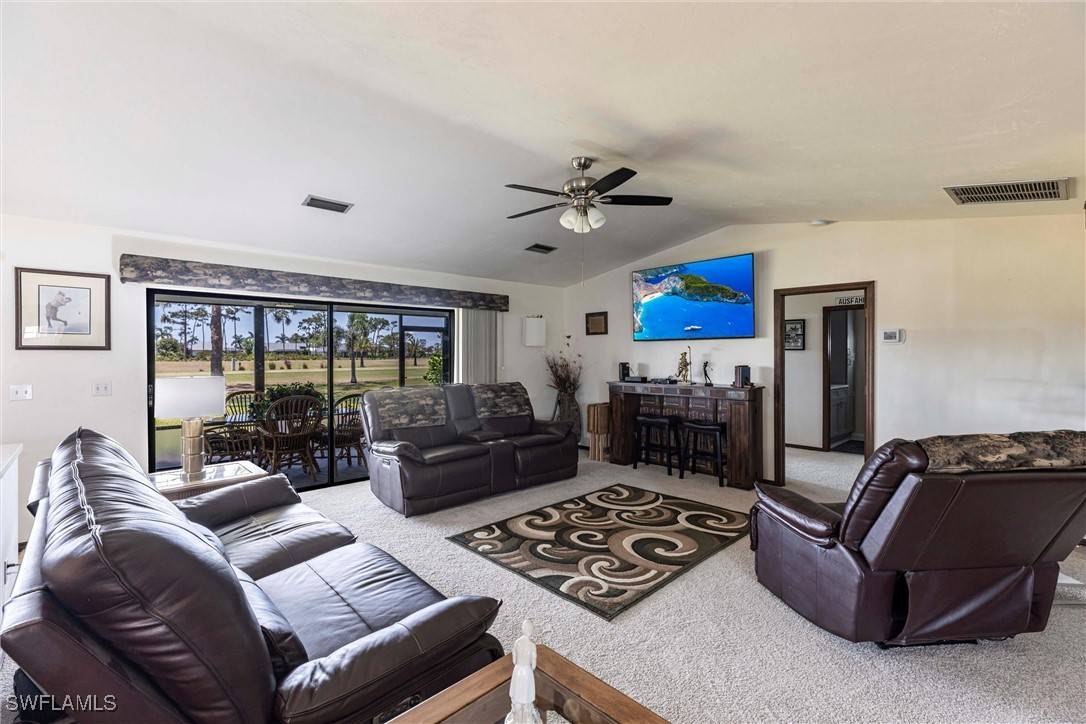 Cape Coral, FL 33991,860 SW 18th TER