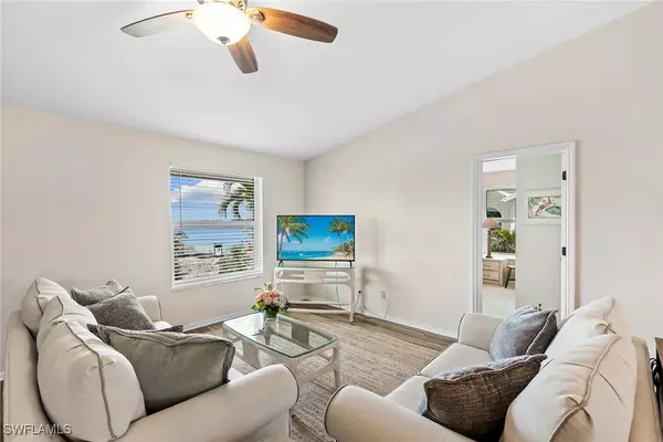 Fort Myers Beach, FL 33931,21531 Madera RD