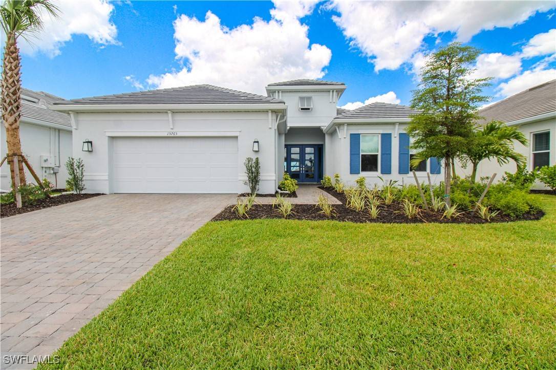 15765 Cortina ST, Naples, FL 34114