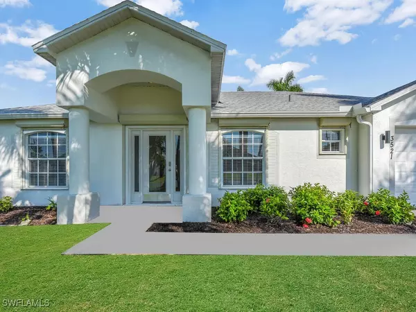 Cape Coral, FL 33914,3521 SE Santa Barbara PL