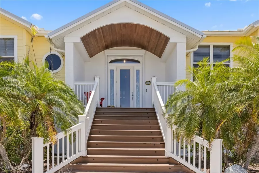 3008 Turtle Gait LN, Sanibel, FL 33957