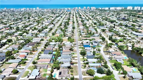 Naples, FL 34108,844 106th AVE N