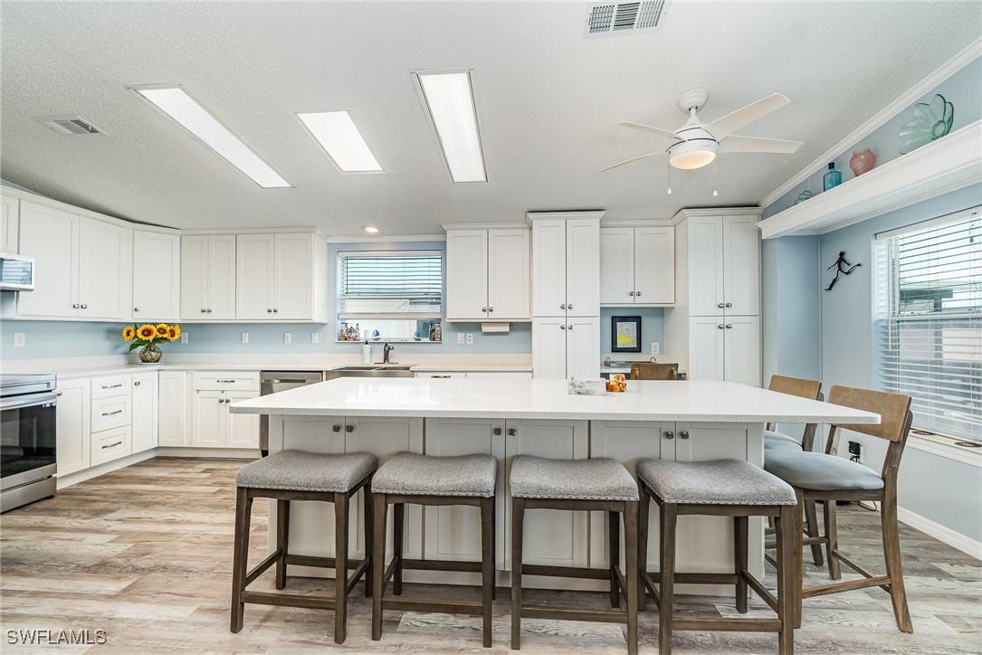 Fort Myers Beach, FL 33931,17521 Primrose CT