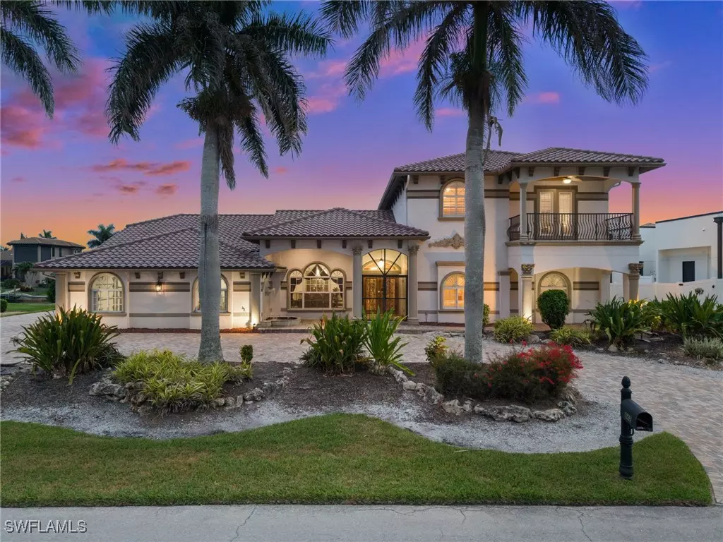 Cape Coral, FL 33904,842 Miramar CT