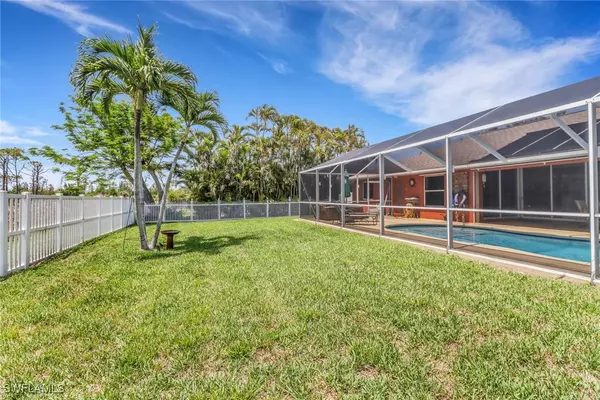 Cape Coral, FL 33914,3706 SW 21st PL