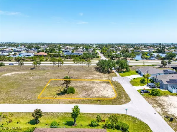 Cape Coral, FL 33914,2422 SW 11th AVE